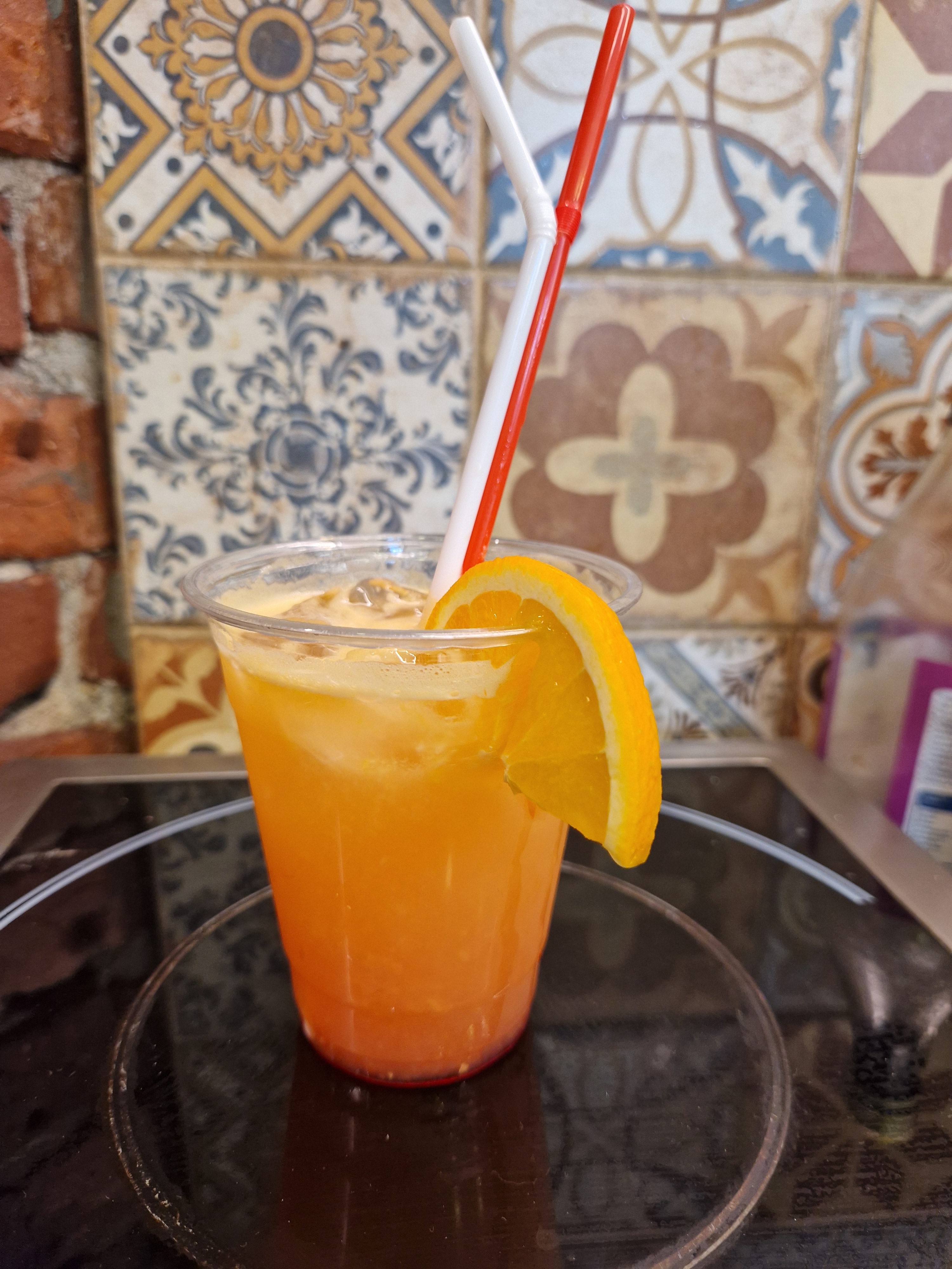 Фреш Морков и ябълка / Freshly Squeezed Carrot and Apple Juice